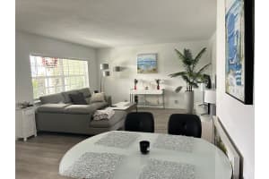 930 SE 9th Ave 6, Pompano Beach, FL 33060 Sold 01/23/25