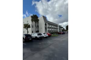 8280 Sunrise Lakes Blvd 206, Sunrise, FL 33322 Sold 05/28/25