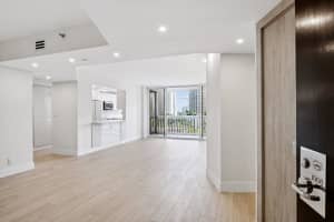 1000 E Island Blvd 1008, Aventura, FL 33160 Sold 12/31/24