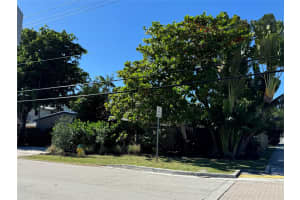 3781 NE 13th Ave, Oakland Park, FL 33334 Sold 03/04/25
