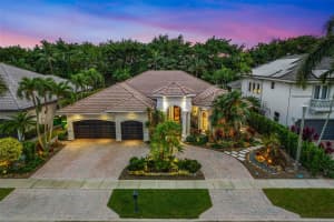 10800 Blue Palm St, Plantation, FL 33324 Sold 01/07/25