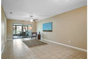 6020 Indrio Rd 8, Fort Pierce, FL 34951 Sold 12/03/24