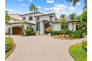2323 NE 29th St, Lighthouse Point, FL 33064 Sold 01/31/25