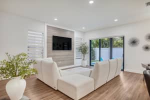 3555 W 97th St, Hialeah, FL 33018 Sold 04/21/25