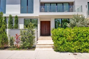 1111 SE 9th AVE, Fort Lauderdale, FL 33316 - MLS#F10469869