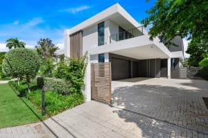 31 Pelican Dr, Fort Lauderdale, FL 33301 Sold 11/14/25