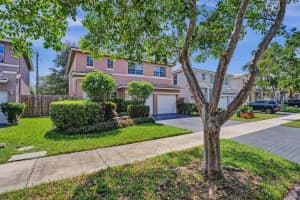 5918 SW 112th DR, Cooper City, FL 33330 Sold 01/13/25