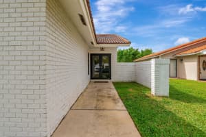 19599 Sea Pines Way, Boca Raton, FL 33498 - MLS#F10470072