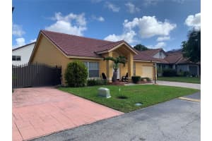 18805 NW 80th Ave, Hialeah, FL 33015 Sold 02/28/25