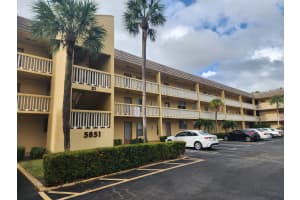 5851 NW 62nd Ave 105, Tamarac, FL 33319 - MLS#F10470117