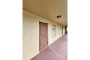 5851 NW 62nd Ave 105, Tamarac, FL 33319 - MLS#F10470117