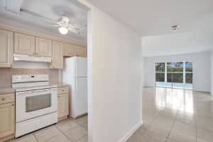 8880 Sunrise Lakes Blvd 312, Sunrise, FL 33322 Sold 03/13/25
