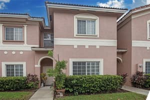 7918 Catalina Cir 7918, Tamarac