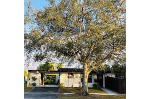 7790 NW 34th St, Hollywood, FL 33024 Sold 03/13/25