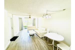 1040 SE 4th Ave 129, Deerfield Beach, FL 33441 Sold 12/17/24