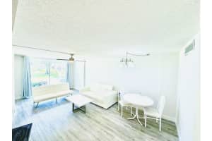 1040 SE 4th Ave 129, Deerfield Beach, FL 33441 Sold 12/17/24