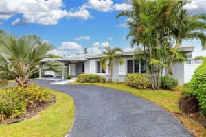 2540 NE 22nd Ter, Fort Lauderdale, FL 33305 Sold 01/23/25