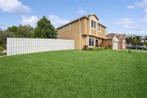 9631 Corona St, Miramar, FL 33025 Sold 01/17/25