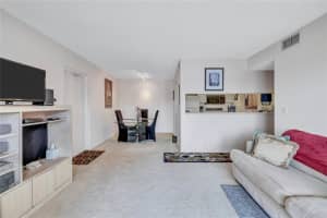 13791 Oneida Dr G2, Delray Beach, FL 33446 Sold 12/19/24