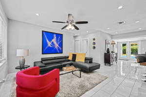 28 NE 26th St, Wilton Manors, FL 33305 - MLS#F10470448