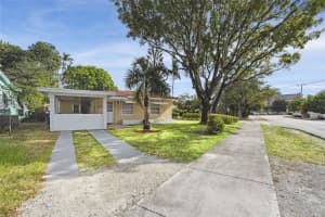 1420 S Miami Rd, Fort Lauderdale