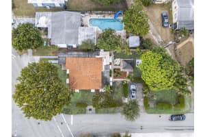 1420 S Miami Rd, Fort Lauderdale, FL 33316 - MLS#F10470489