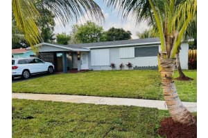 4821 NW 13th Ct, Lauderhill, FL 33313 - MLS#F10470510