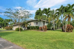 5751 Pine Ter, Plantation, FL 33317 Sold 12/27/24