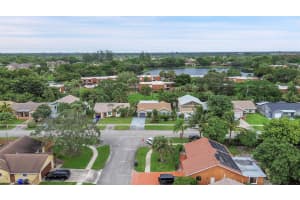 8507 SW 19th St, North Lauderdale, FL 33068 Sold 01/27/25