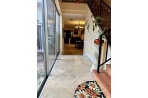 458 NW 70th Ave 403, Plantation, FL 33317 Sold 01/28/25