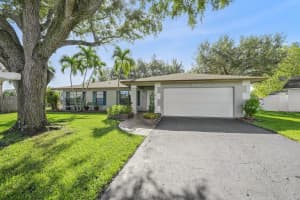 12630 SW 13th Mnr, Davie, FL 33325 Sold 12/23/24
