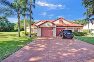 7592 Lexington Club Blvd A, Delray Beach, FL 33446 Sold 07/09/25