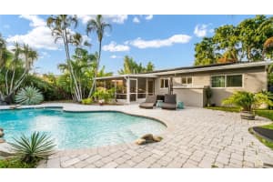 420 NW 39th St, Oakland Park, FL 33309 Sold 01/14/25