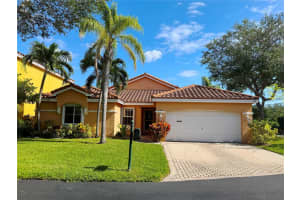 1585 S Trafalgar Cir, Hollywood, FL 33020 Sold 10/29/25