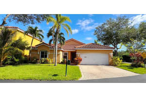 1585 S Trafalgar Cir, Hollywood, FL 33020 Sold 10/29/25