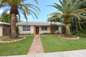 1657 Madison St, Hollywood, FL 33020 Sold 02/14/25