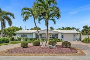 743 SE 9th Ter, Deerfield Beach, FL 33441 Sold 01/15/25