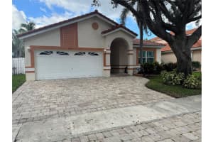 624 NW 135th Ter, Plantation, FL 33325 Sold 12/30/24