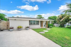 119 SW 7th Ave, Boynton Beach, FL 33435 Sold 04/07/25