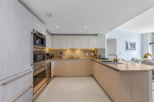 4111 Ocean Drive, Hollywood, FL 33019 - MLS#F10470924