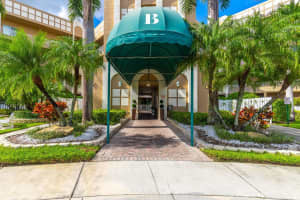 7623 Southampton B-215, Tamarac, FL 33321 Sold 07/03/25