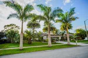 122 Sevilla Ave, Royal Palm Beach, FL 33411 Sold 07/07/25