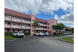 9601 Sunrise Lakes Blvd 305, Sunrise, FL 33322 Sold 01/09/25