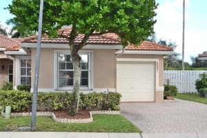 515 NW 129th Way 515, Pembroke Pines, FL 33028 Sold 12/27/24