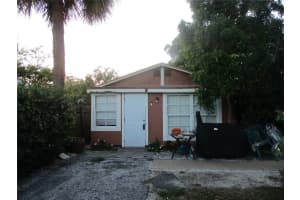 228 SE 3rd Ave, Delray Beach, FL 33483 Sold 02/11/25
