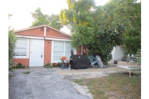 228 SE 3rd Ave, Delray Beach, FL 33483 Sold 02/11/25