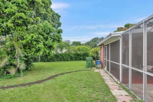 300 Cavalier Rd, Palm Springs, FL 33461 Sold 12/23/25