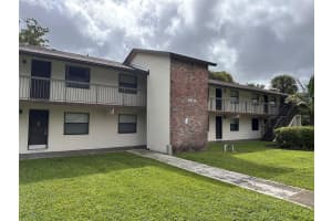6040 Shakerwood Cir 205, Tamarac, FL 33319 Sold 01/27/25