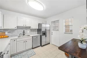 2450 SW 81st Ave 106, Davie, FL 33324 Sold 03/06/25