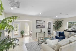 2287 SE 10TH CT, Pompano Beach, FL 33062 Sold 02/28/25